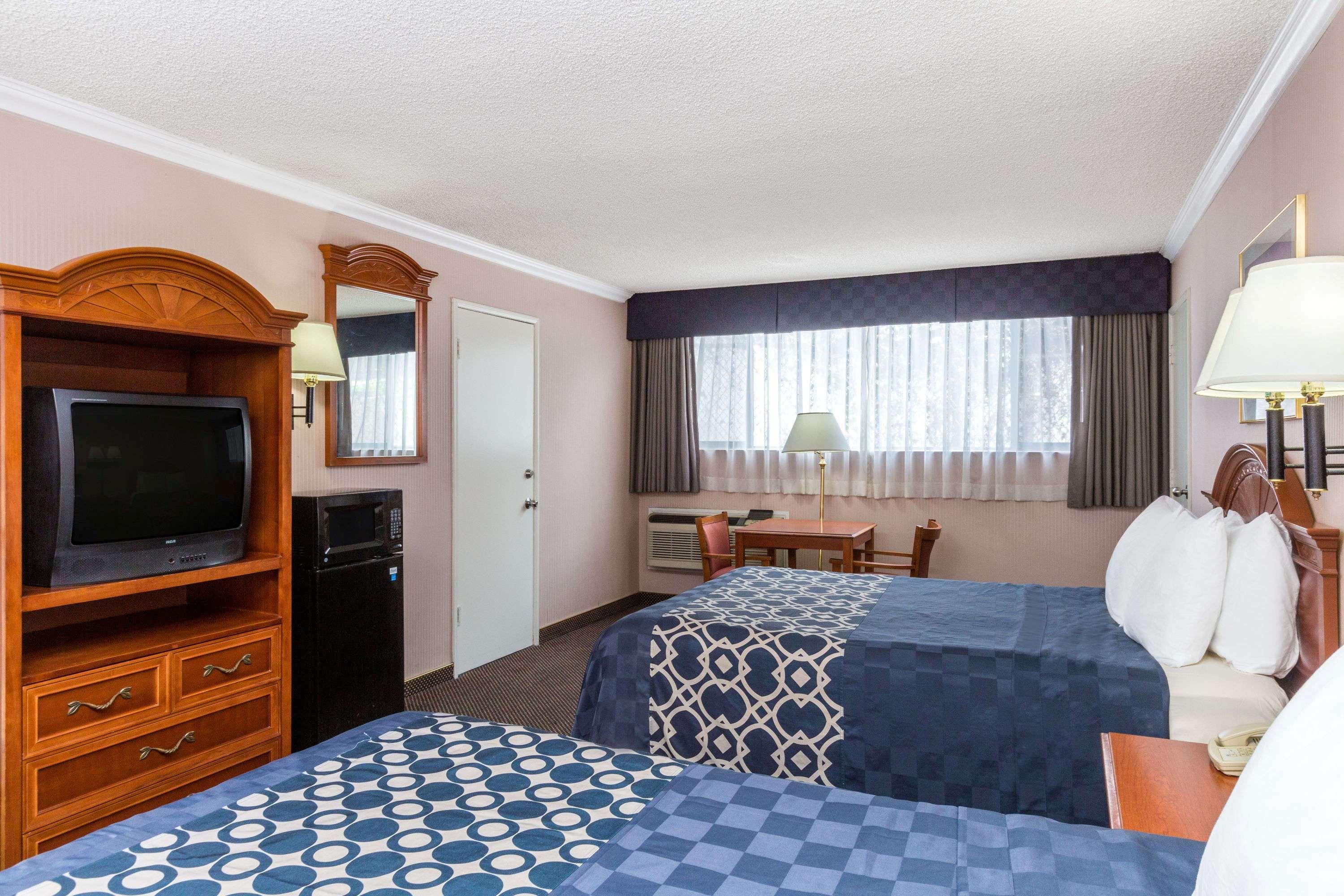Days Inn By Wyndham Los Angeles Lax/Venicebch/Marina Delray Inglewood Buitenkant foto