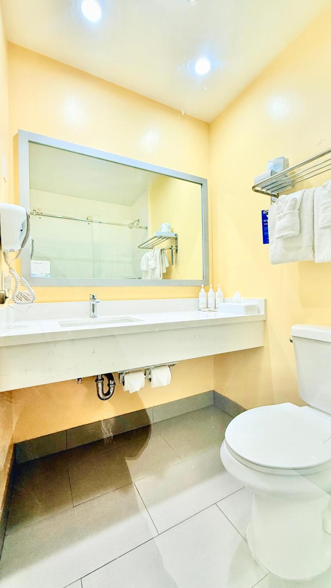 Days Inn By Wyndham Los Angeles Lax/Venicebch/Marina Delray Inglewood Buitenkant foto